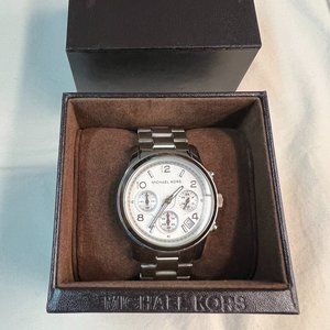 Michael Kors Runway Chronograph Watch Silver Tone MK 5076